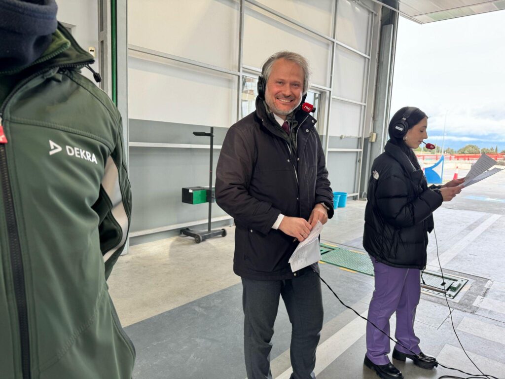 ITV cita previa, ITV online, precio ITV, ITV barata, Tu mejor ITV, ITV Madrid, ITV Boadilla, ITV Parla, ITV Getafe, ITV Alcorcón, ITV Leganés, Promoción ITV, descuento ITV, viaje, preitv, consejos ITV, ITV sin problema, ITV favorable, RTVE, RNE, Defectos ITV, absentismo ITV, gases ITV, contaminacion ITV, humos ITV