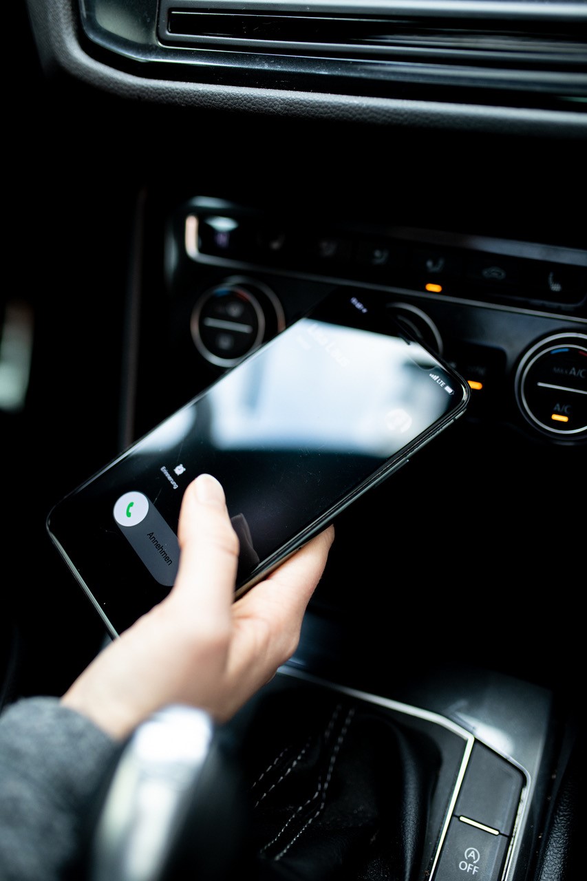 itv, dekra, consumo, alcohol, cannabis, canabis, accidente, accidente tráfico, condena, delito, positivo alcohol, test alcoholemia, puntos carnet, carnet conducir, movil, applecar, carplay, androidauto, accidente