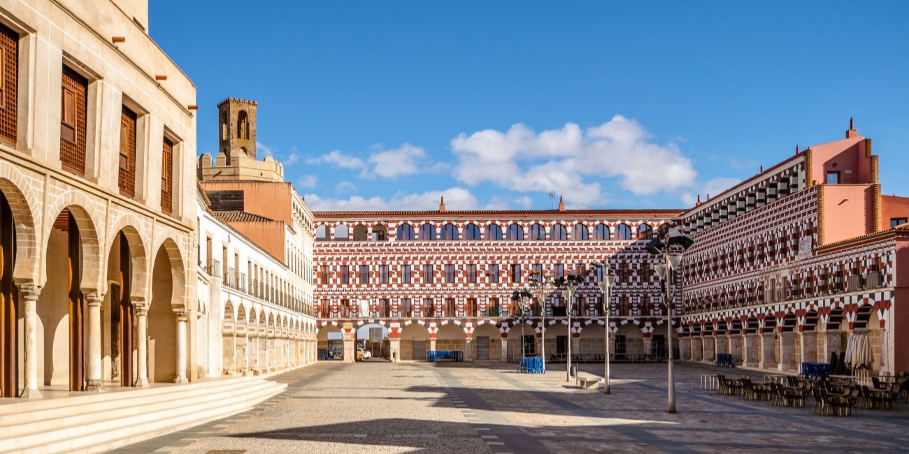 ITV Badajoz, cita previa ITV Badajoz, pedir cita ITV Badajoz, estación ITV Badajoz, DEKRA ITV Badajoz, pasar la ITV Badajoz, inspección técnica de vehículos Badajoz, ITV Extremadura, ITV provincia de Badajoz, ITV cerca de Badajoz, ITV Mérida, ITV Almendralejo, ITV Zafra, ITV Villanueva de la Serena, ITV Don Benito, ITV Jerez de los Caballeros, ITV Olivenza, ITV Montijo, ITV Badajoz capital, cita online ITV Badajoz