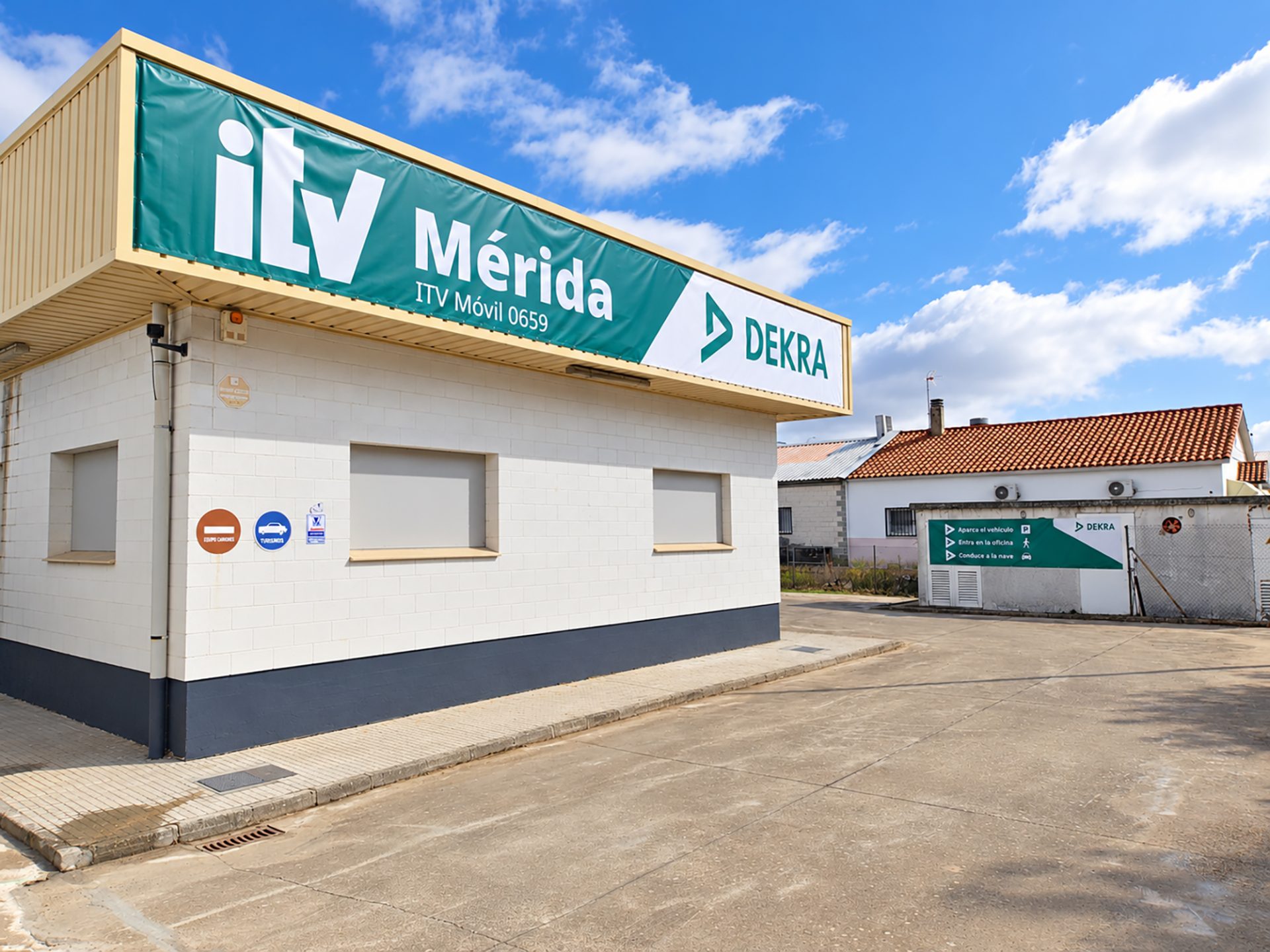 ITV Mérida, ITV en Mérida, pasar ITV Mérida, cita previa ITV Mérida, pedir cita ITV Mérida, precio ITV Mérida, tarifas ITV Mérida, estación ITV Mérida, ITV cerca de mí, ITV Extremadura, DEKRA ITV Mérida, inspección técnica de vehículos Mérida, revisión del coche Mérida, ITV turismos Mérida, ITV motos Mérida